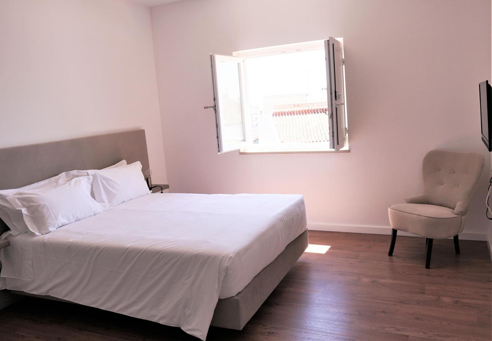 Solar Valadim - Serviced Apartments Castelo Branco  Rom bilde