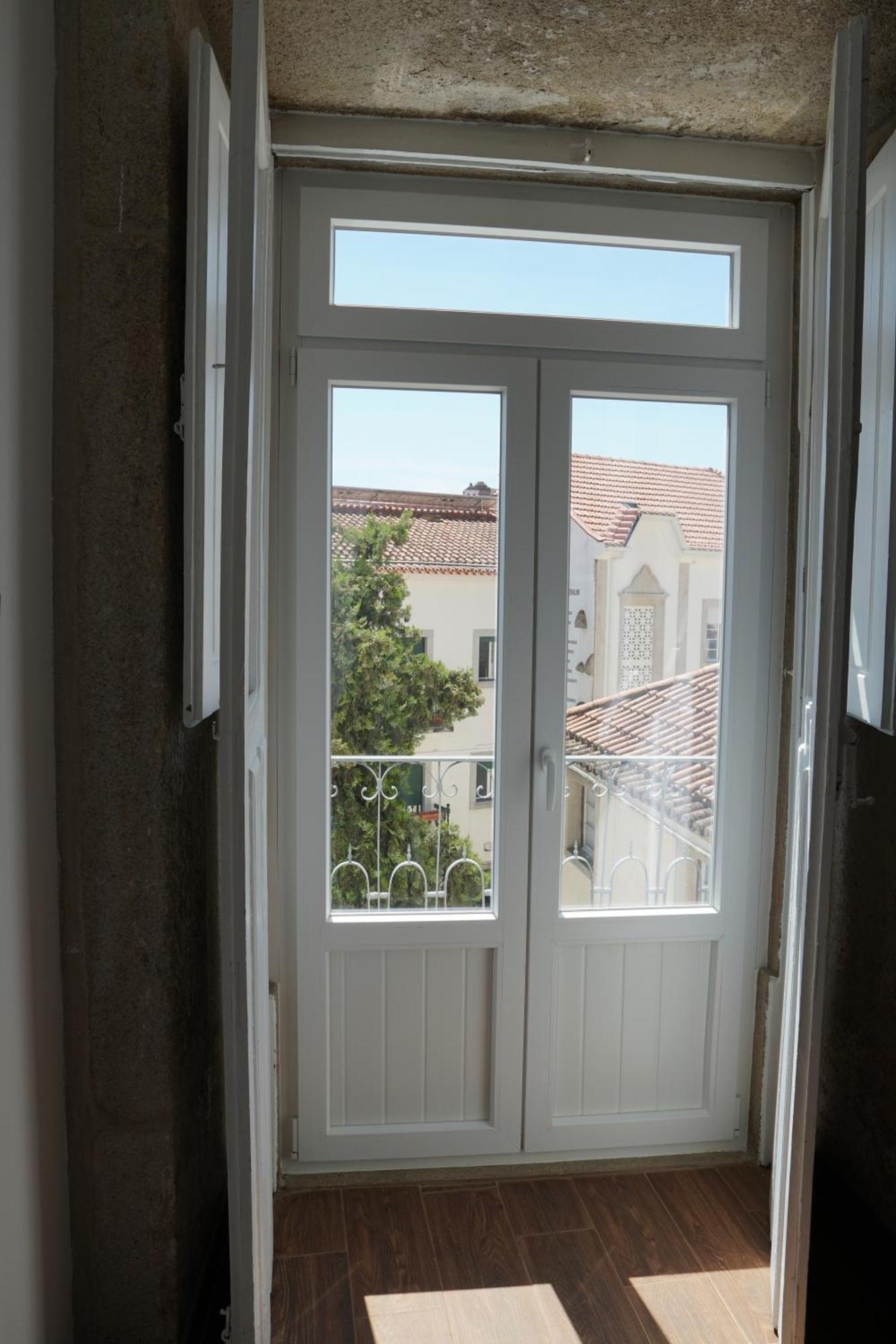 Solar Valadim - Serviced Apartments Castelo Branco  Rom bilde